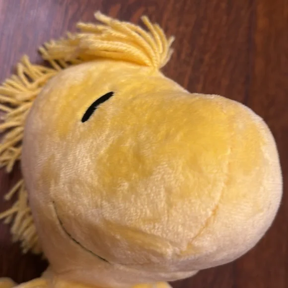 3 piece lot Peanuts plush for 1 money! The 2 larger are Kohl’s. 3rd is Hallmark! - Picture 6 of 12